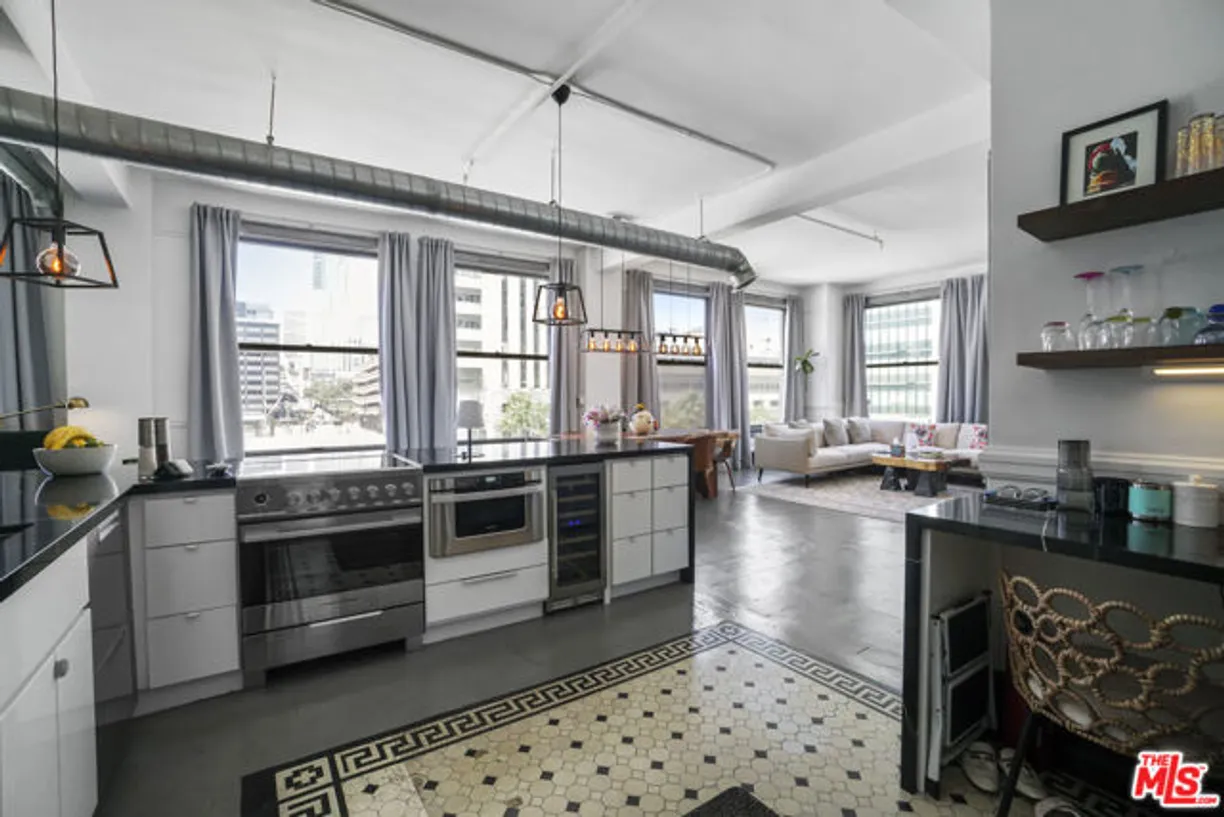 Northern California Real Estate | View 2nd Street, 313 | Listing