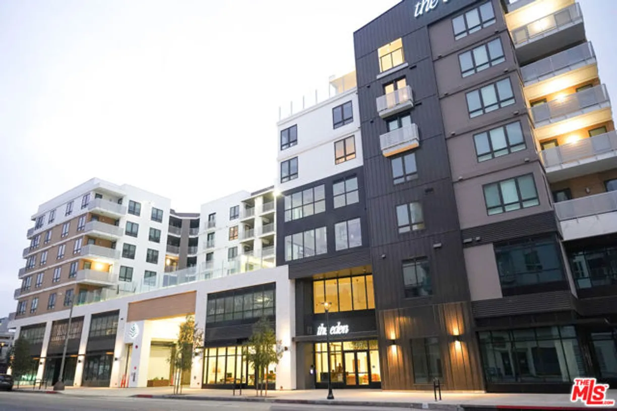 Northern California Real Estate | View Hill Street, 332 | 1 Bath