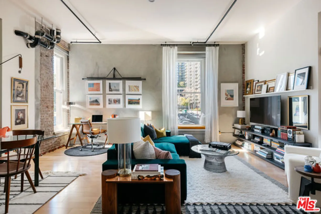 Northern California Real Estate | View S Broadway, 209 | Listing