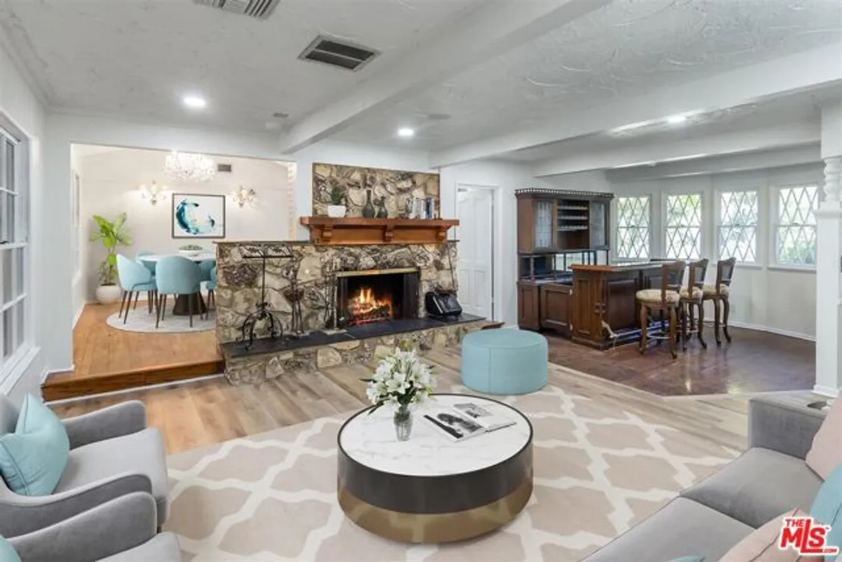 Northern California Real Estate | View Encino Avenue | 5 Beds, 1 Bath