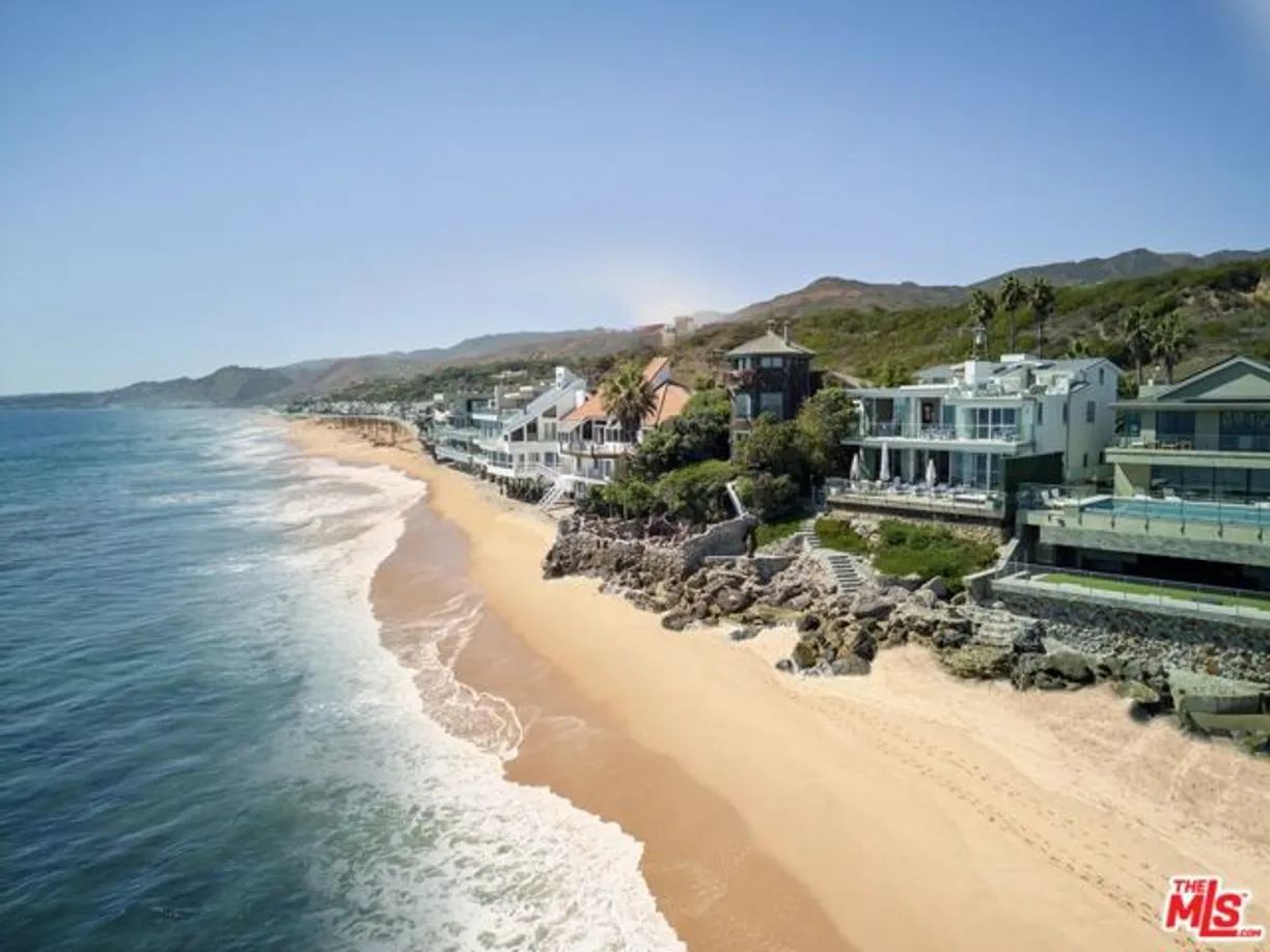 Northern California Real Estate | View Malibu Road | 4 Beds, 5 Baths
