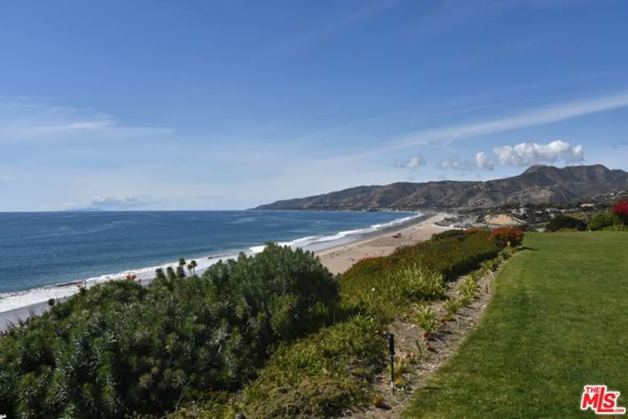Northern California Real Estate | View Zuma Bay Way | 3 Beds, 3 Baths