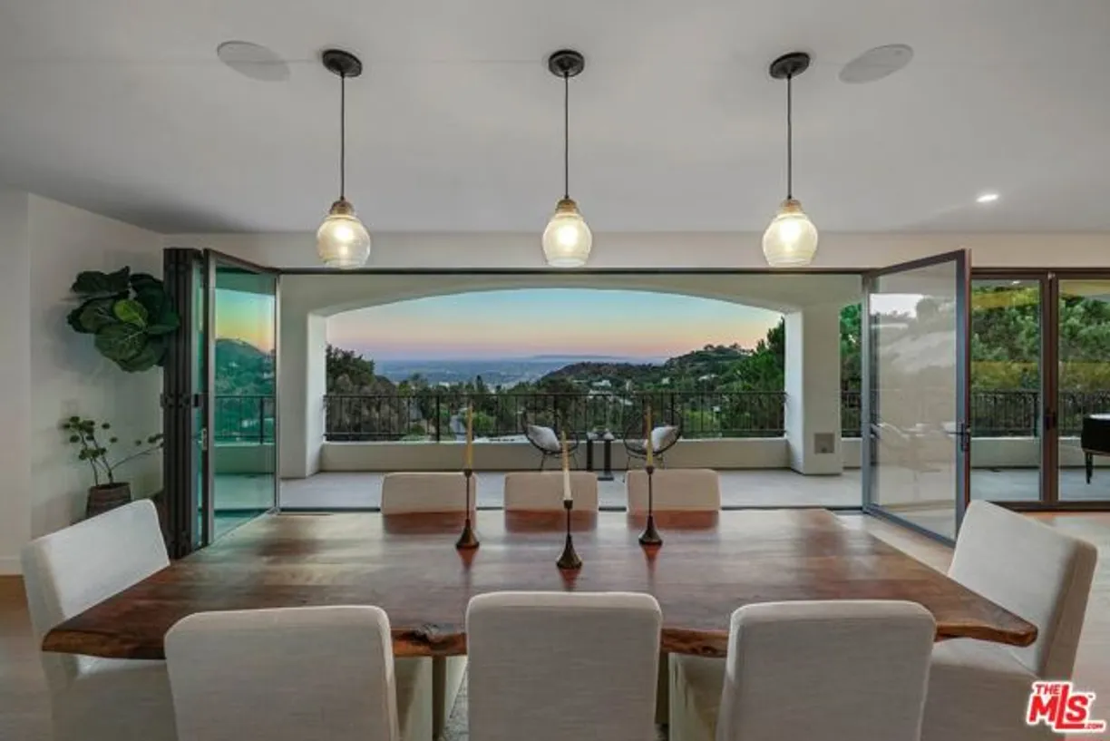Northern California Real Estate | View Mulholland Drive | 4 Beds, 6 Baths
