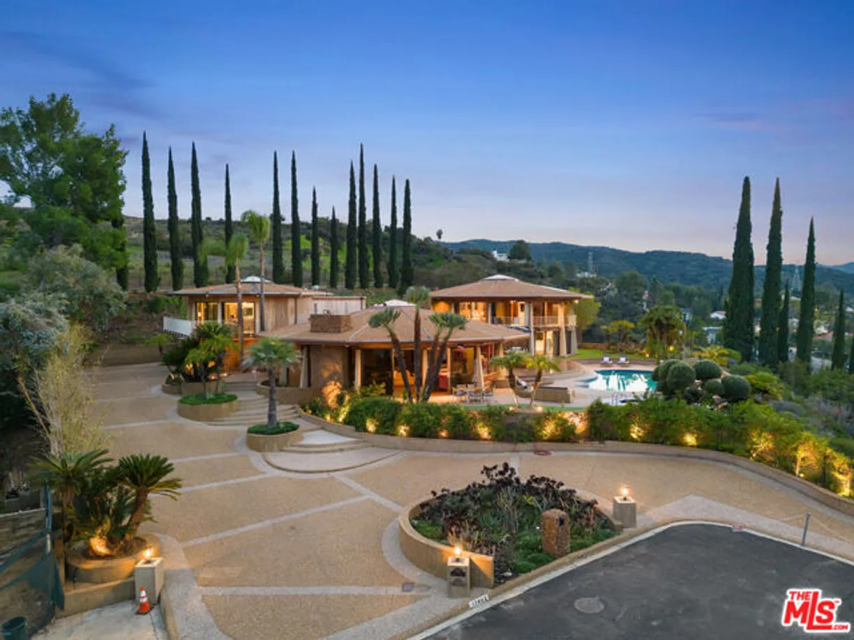 Northern California Real Estate | View Via Vallarta | 7 Beds, 5 Baths