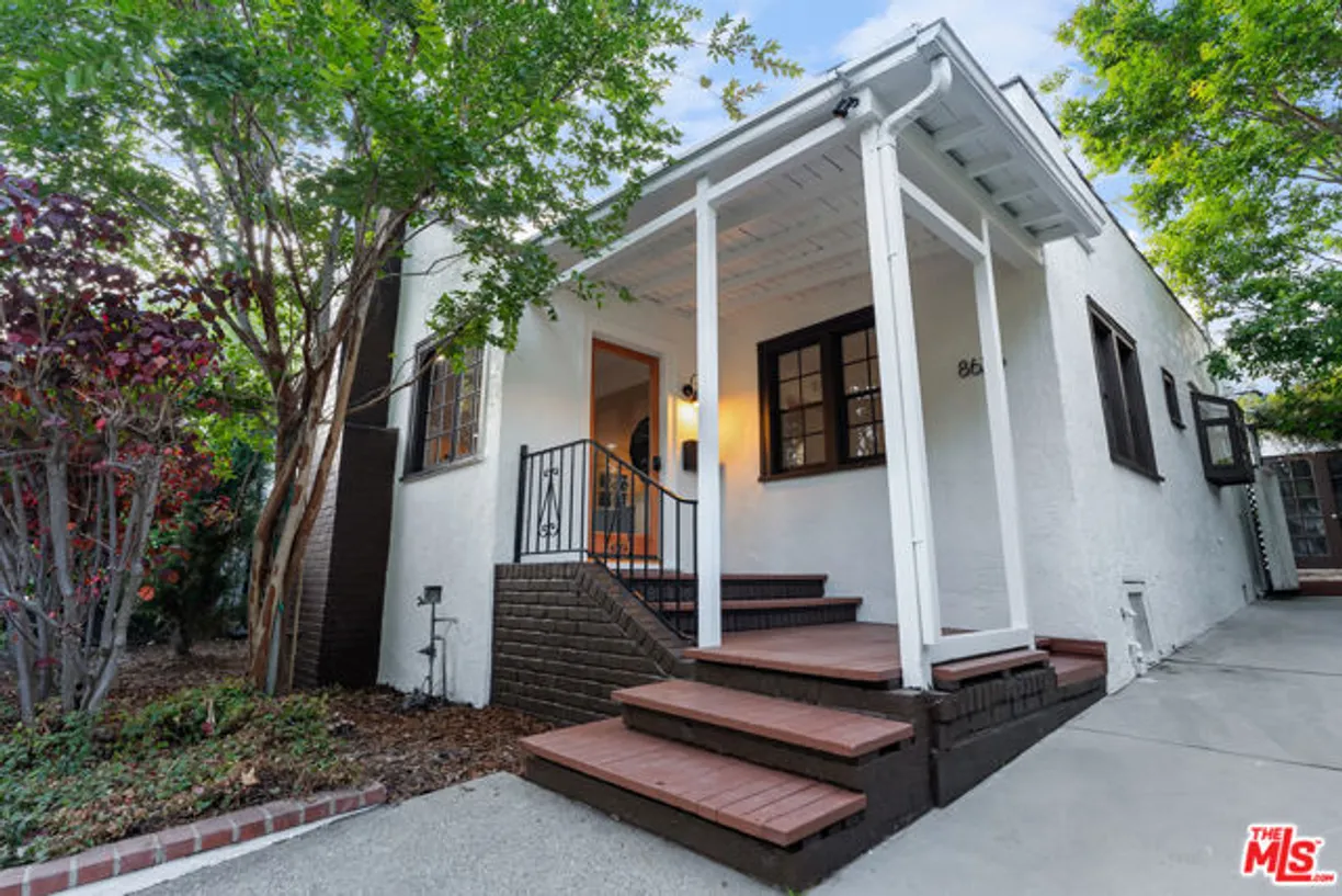 Northern California Real Estate | View Rugby Drive | 2 Beds, 1 Bath