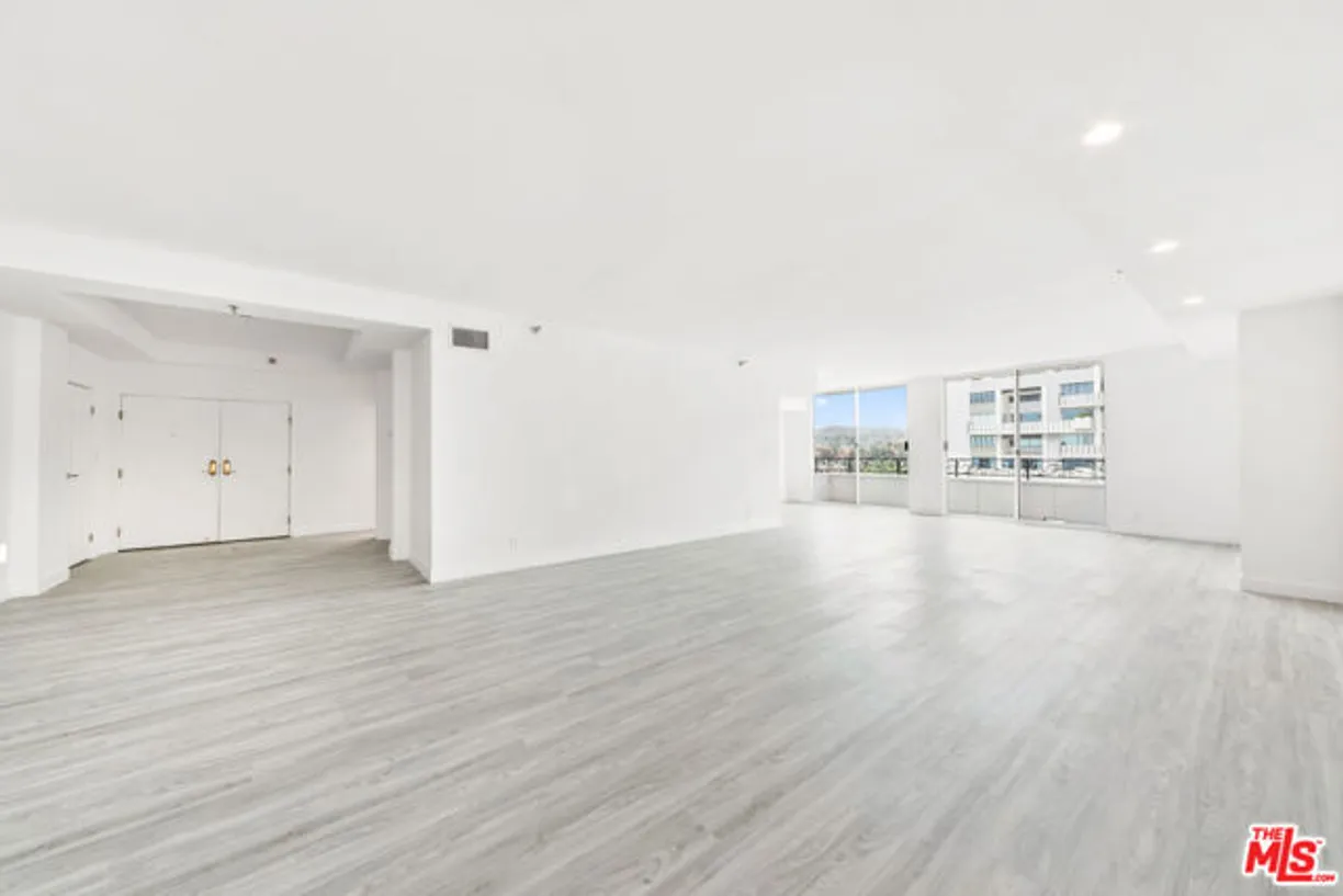 Northern California Real Estate | View WILSHIRE Boulevard, 1501 | 4 Beds, 4 Baths