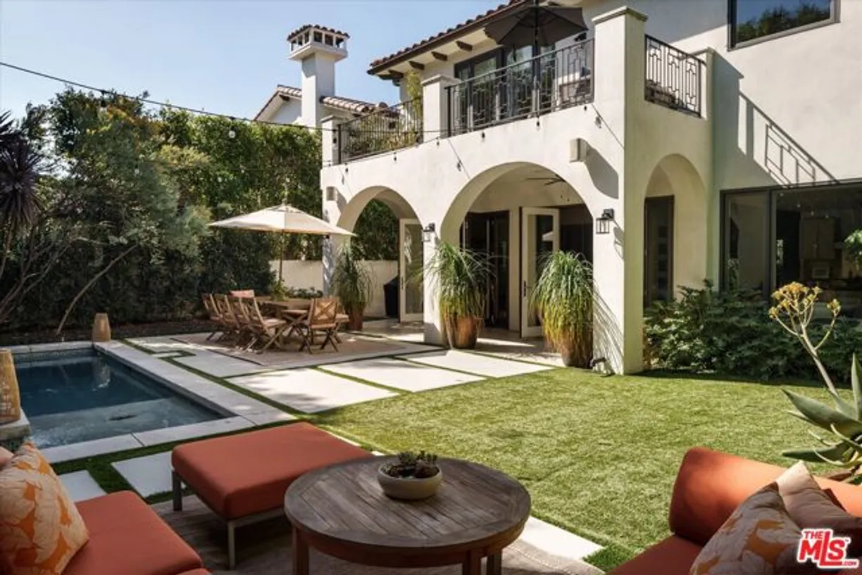 Northern California Real Estate | View Edinburgh Avenue | 5 Beds, 5 Baths
