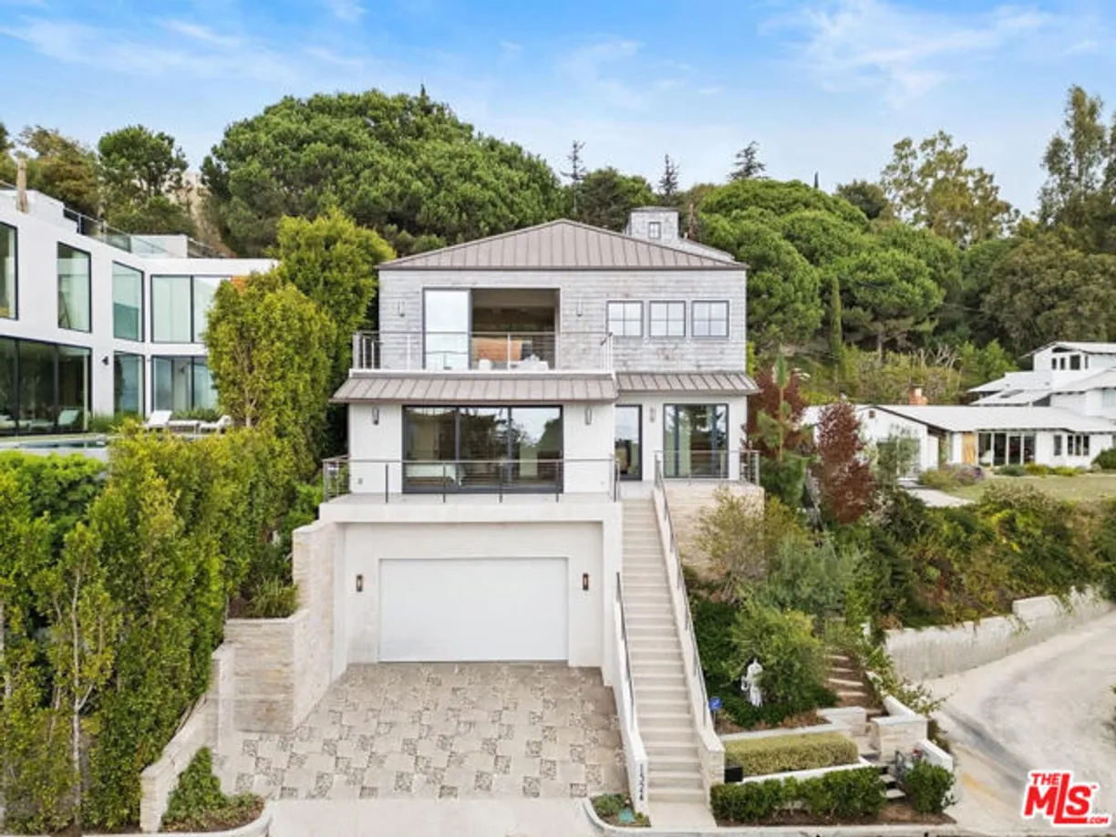 Northern California Real Estate | View Monument Street | 5 Beds, 6 Baths