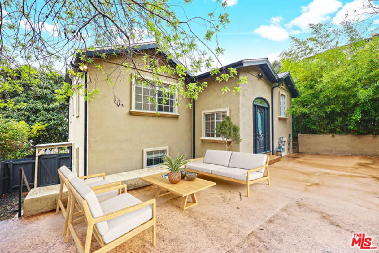 Northern California Real Estate | View Sunshine Terrace | 5 Beds, 2 Baths
