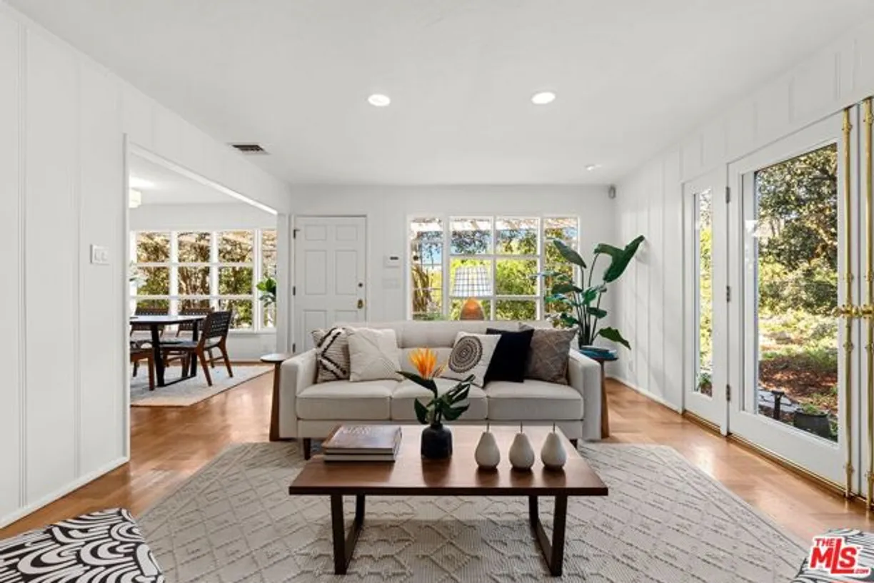 Northern California Real Estate | View La Cuesta Drive | 2 Beds, 1 Bath