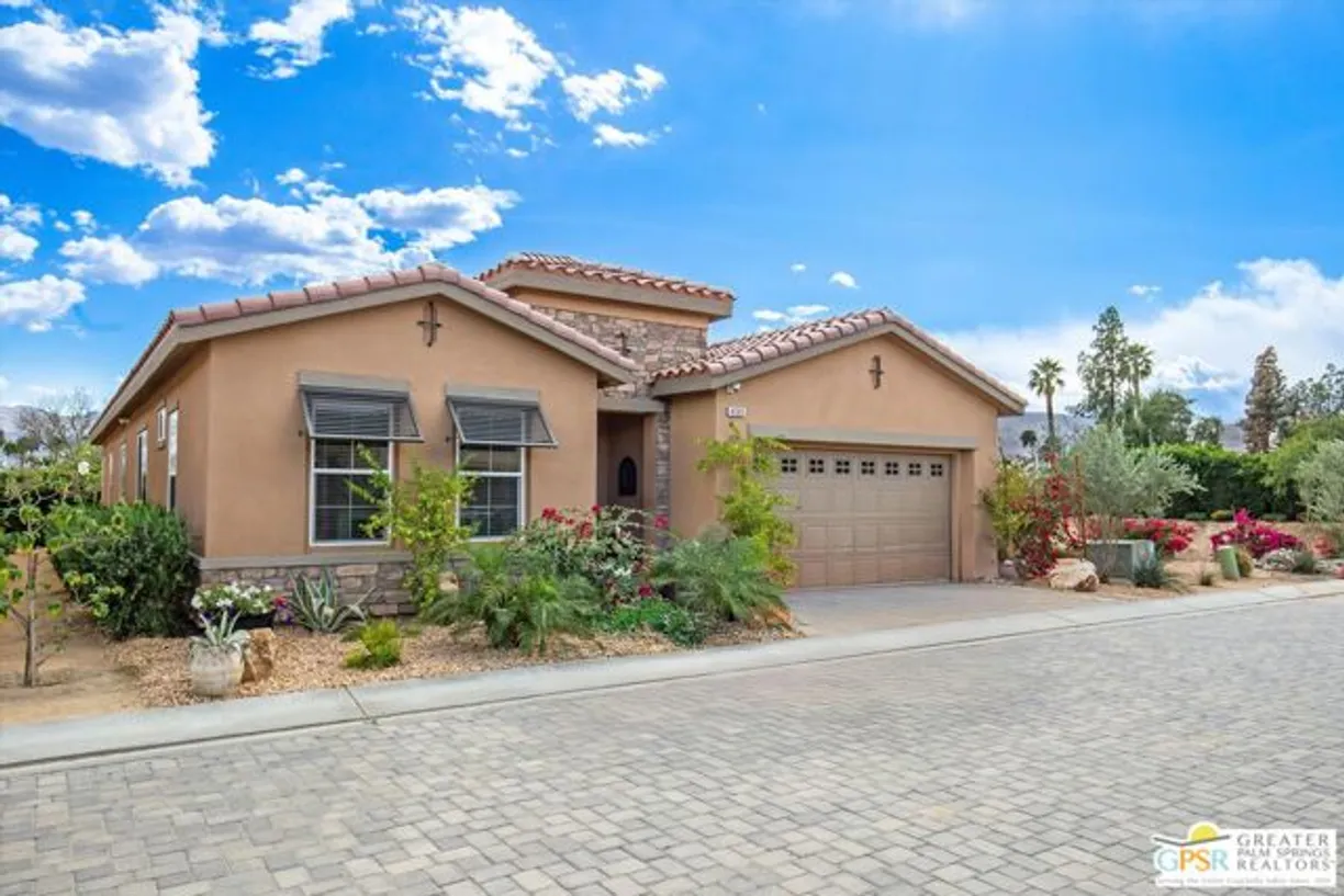 Northern California Real Estate | View Via Veneto | 3 Beds, 1 Bath