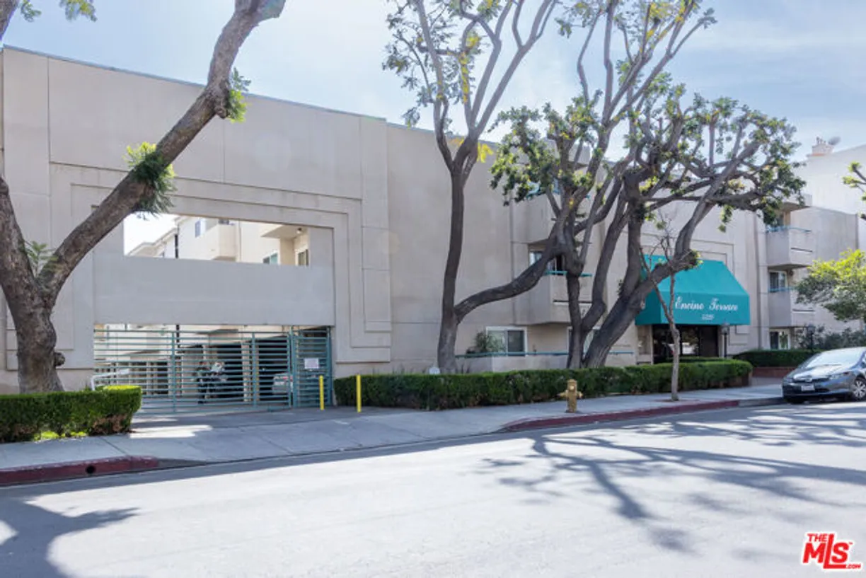 Northern California Real Estate | View Zelzah Avenue, 4 | Listing