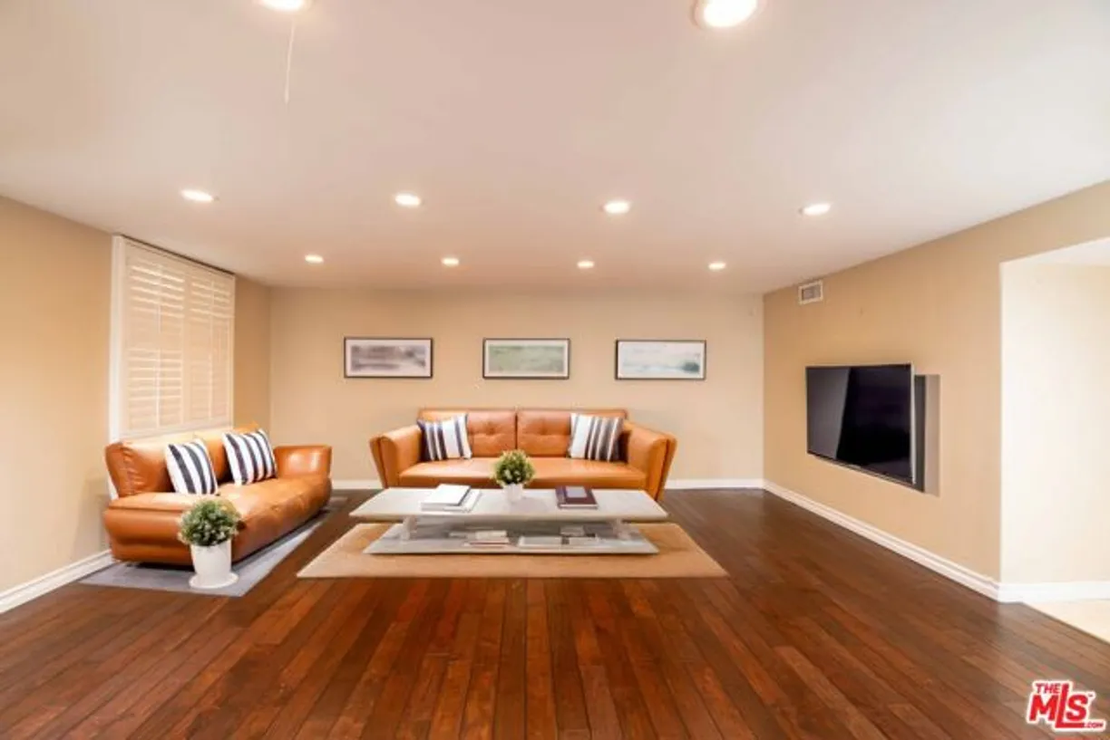 Northern California Real Estate | View Balboa Boulevard, A8 | 1 Bed, 1 Bath