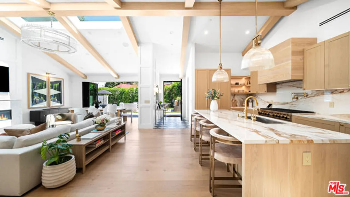 Northern California Real Estate | View Laurel Canyon Boulevard | 6 Beds, 6 Baths