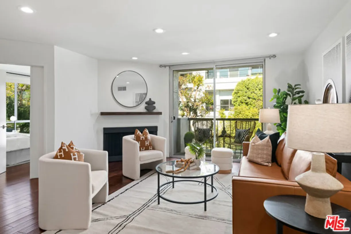 Northern California Real Estate | View Holloway Drive, 305 | 2 Beds, 1 Bath