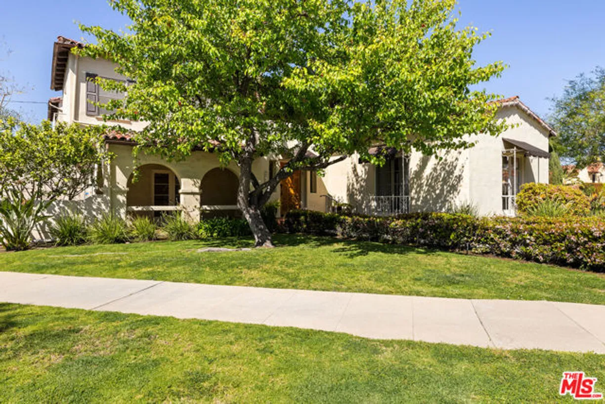 Northern California Real Estate | View Rodeo Drive | 5 Beds, 3 Baths