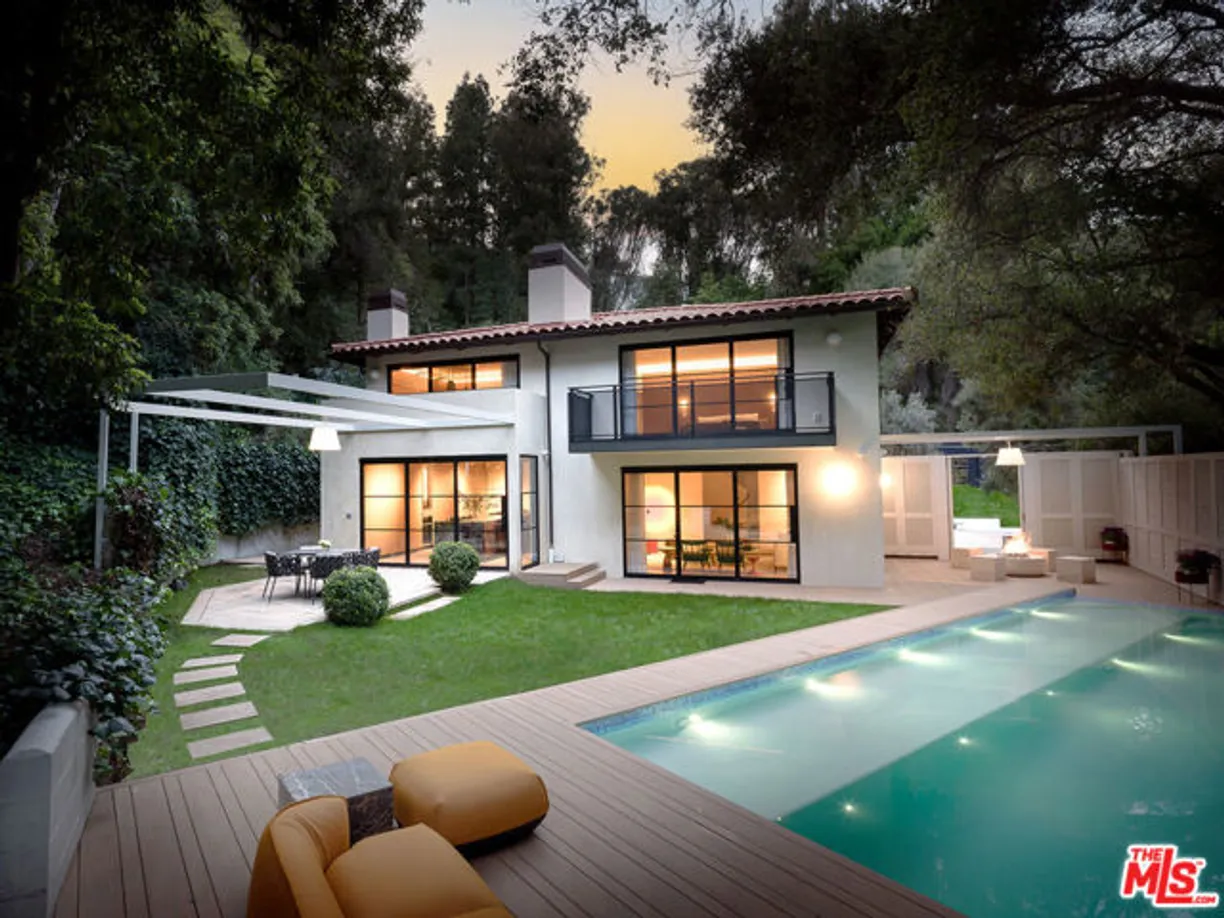 Northern California Real Estate | View Mandeville Canyon Road | 5 Beds, 5 Baths