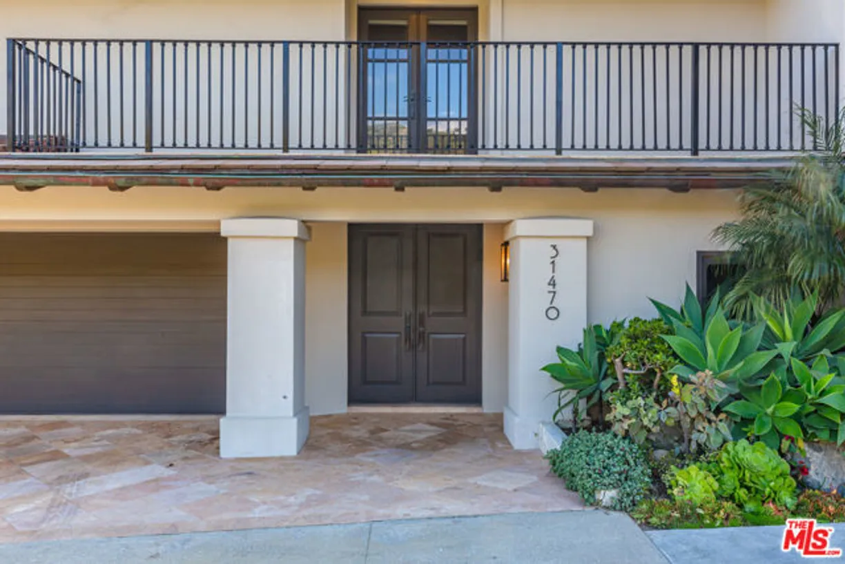 Northern California Real Estate | View Broad Beach Road | Listing