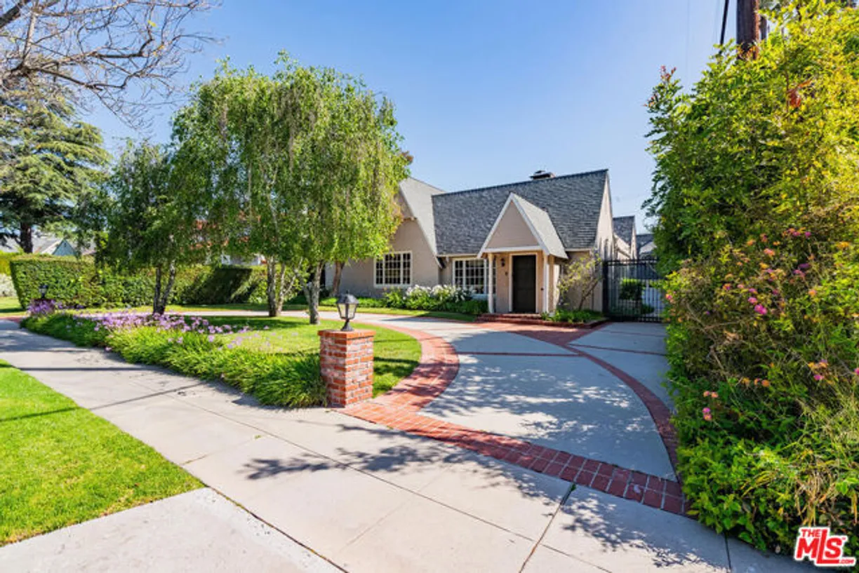 Northern California Real Estate | View Linden Drive | 4 Beds, 5 Baths
