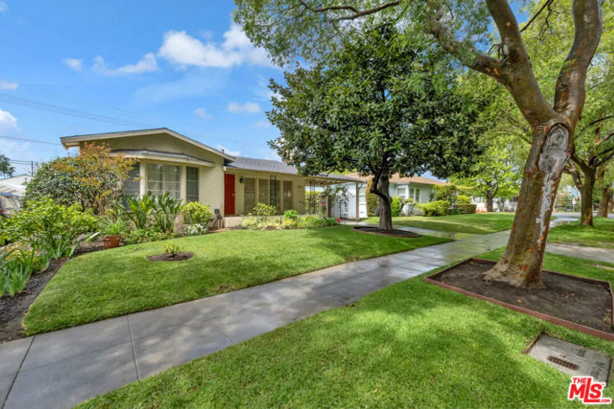 Northern California Real Estate | View Mentone Avenue | Listing