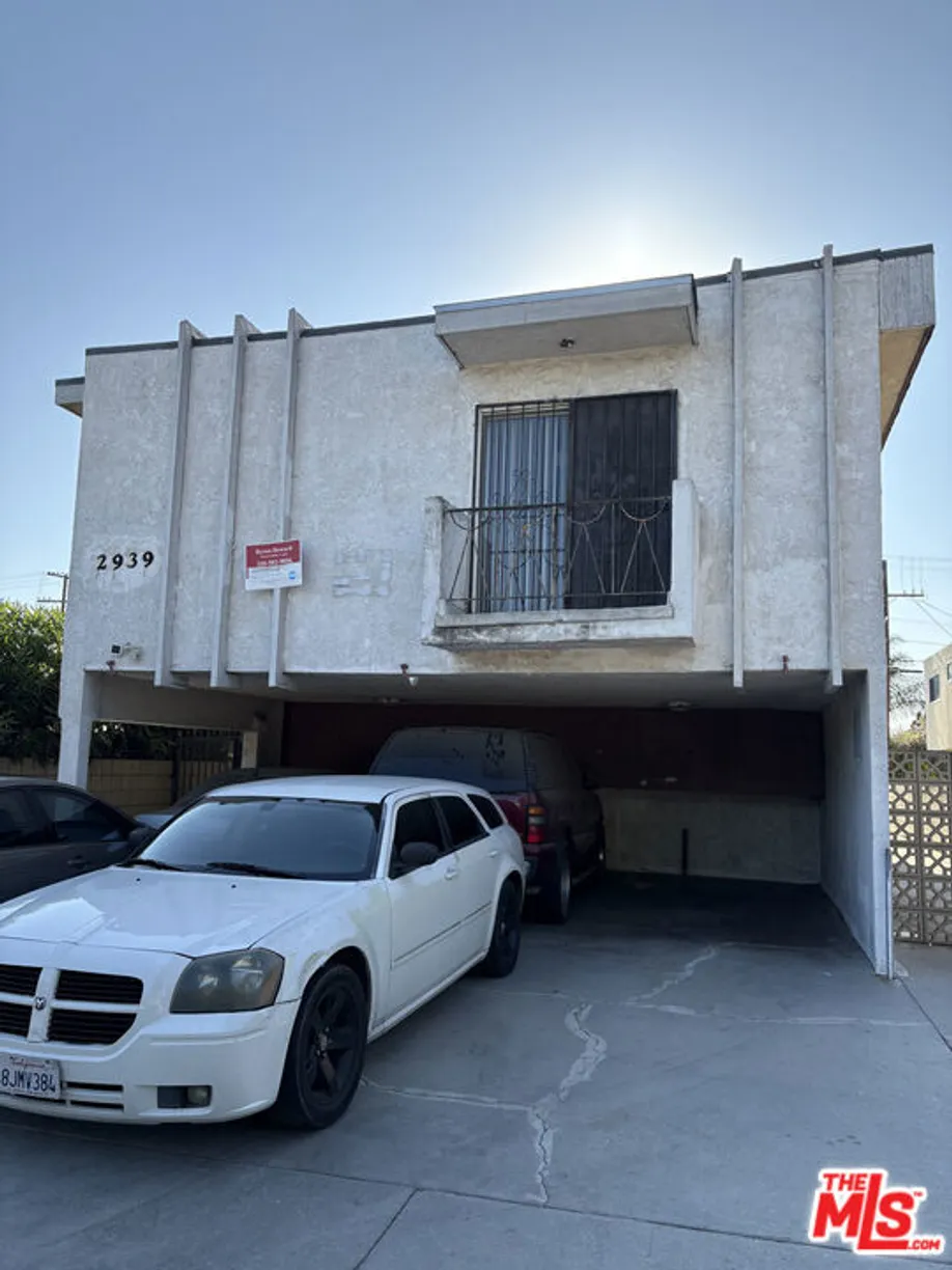 Orange Drive, Los Angeles, CA 90016 Property for sale