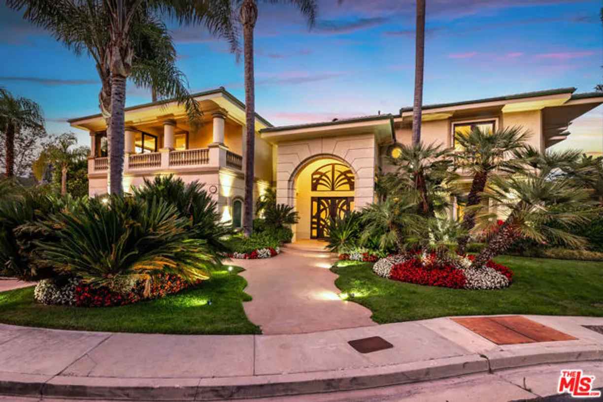 Summit Court Beverly Hills CA 90210 Property for sale