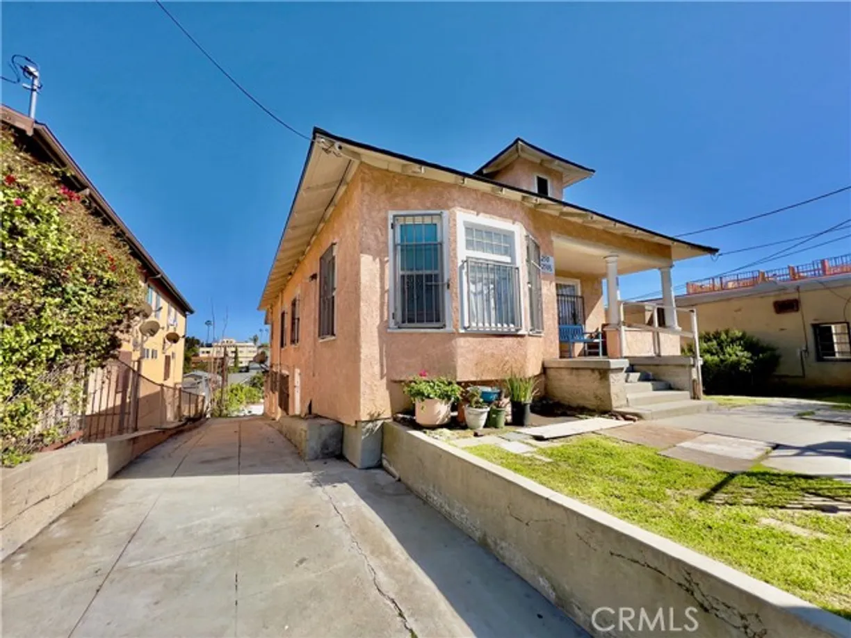 Northern California Real Estate | View Alvarado Street, 3/4 | 6 Beds, 3 Baths