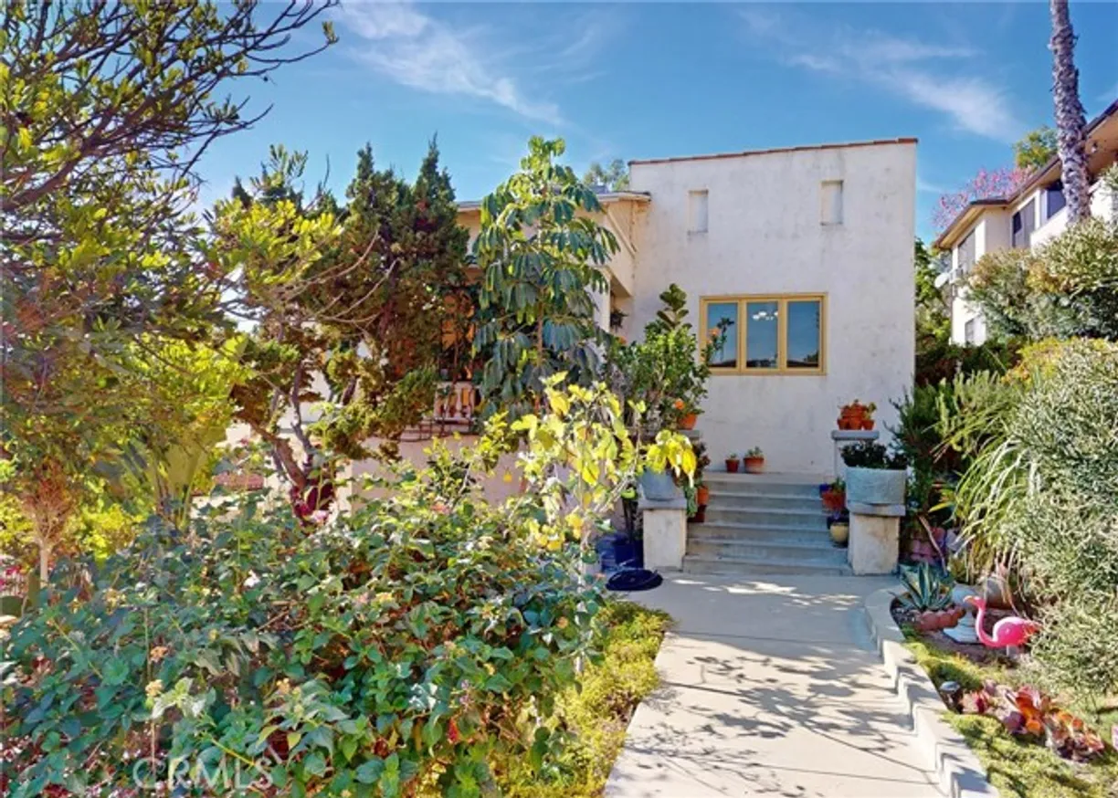 Northern California Real Estate | View Argyle Avenue | 4 Beds, 2 Baths