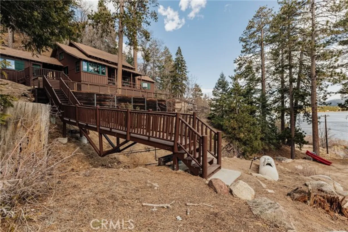 Northern California Real Estate | View Big Bear Trail | 4 Beds, 1 Bath