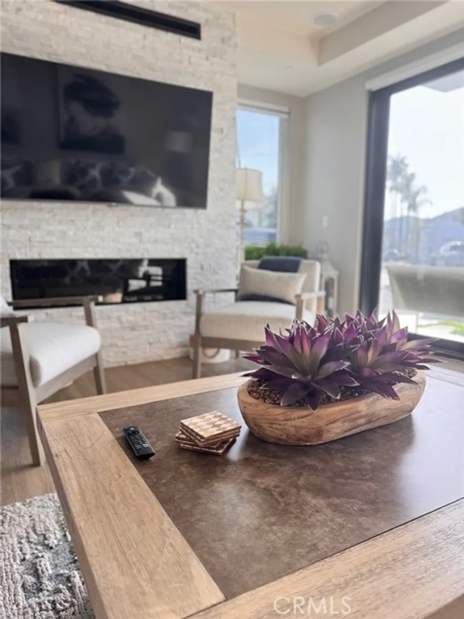Northern California Real Estate | View Clubhouse Avenue, B | Listing