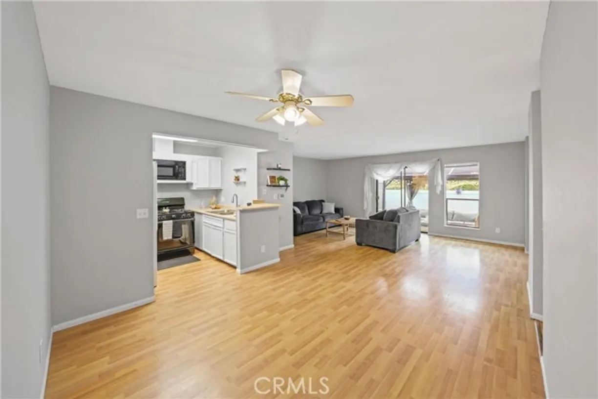 Northern California Real Estate | View Via Lomas, 162 | 2 Beds, 1 Bath