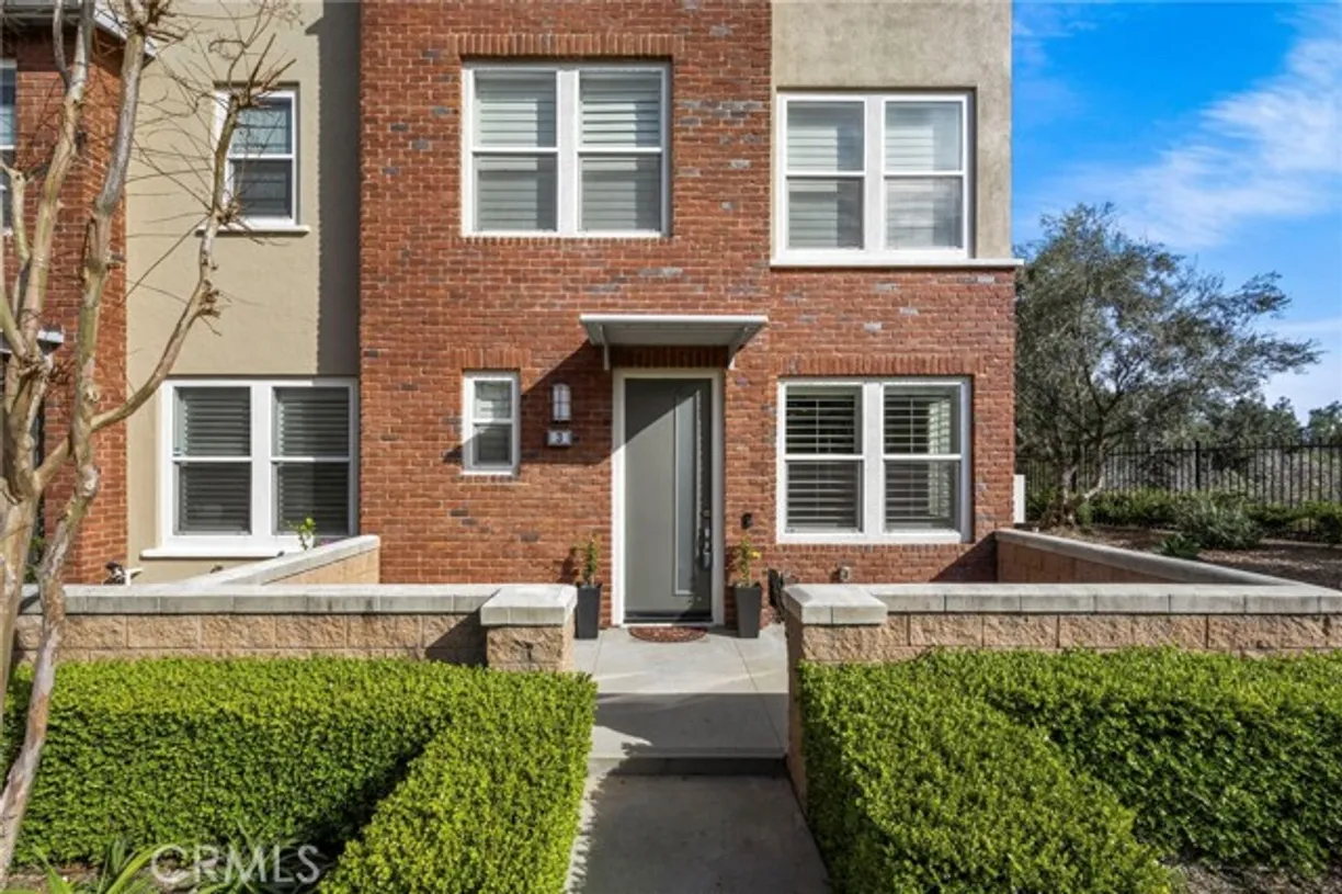 Northern California Real Estate | View Compass Court | 3 Beds, 2 Baths