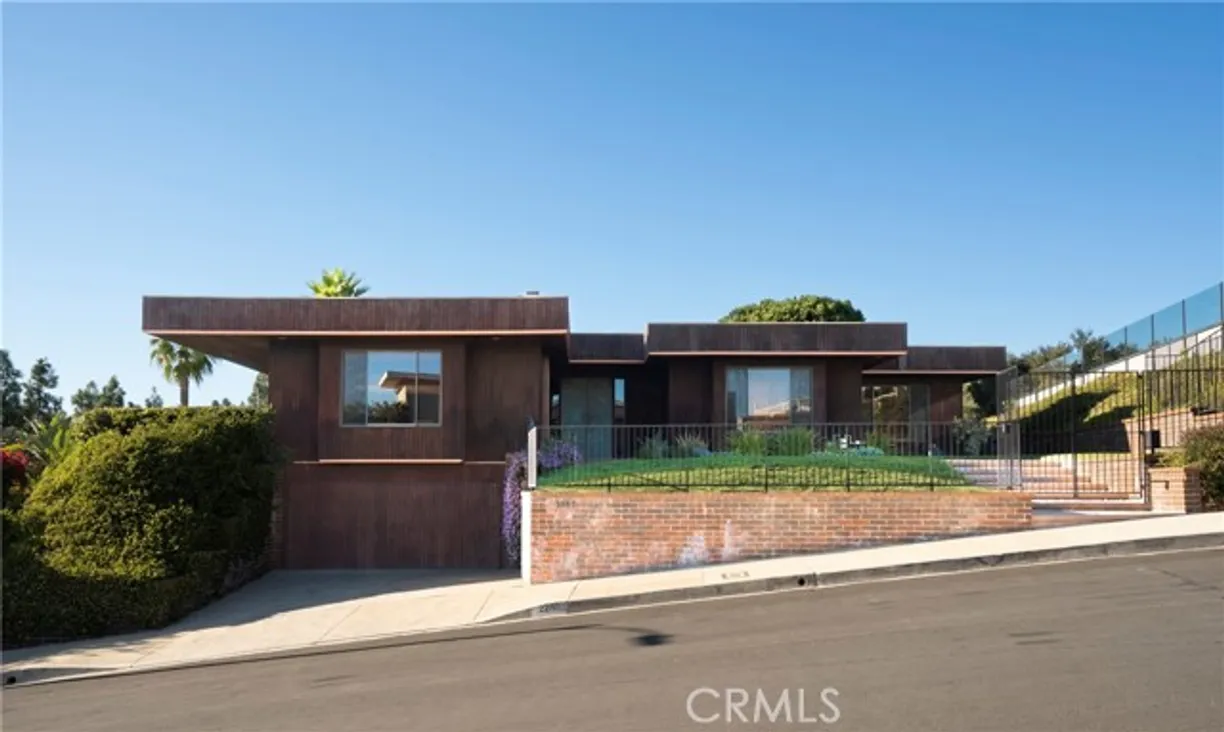 Northern California Real Estate | View Hobart Boulevard | 3 Beds, 3 Baths