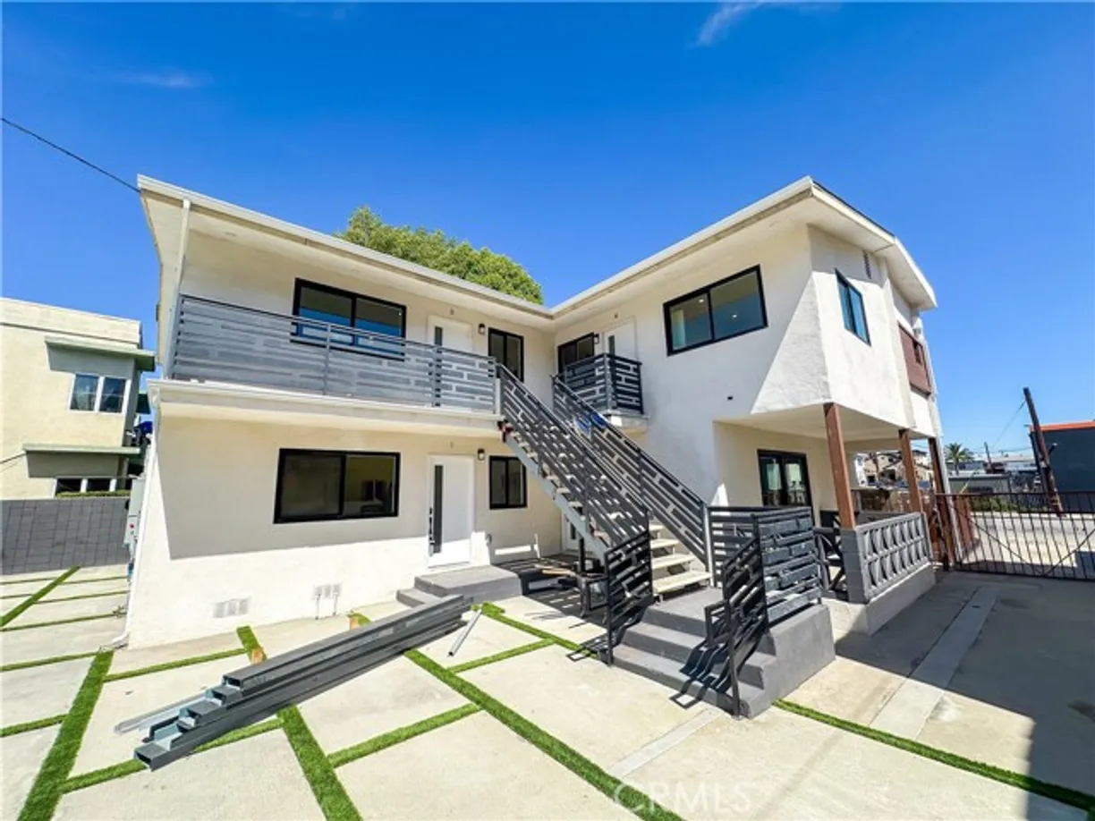 Northern California Real Estate | View Redondo Boulevard, 3 | 1 Bed, 1 Bath