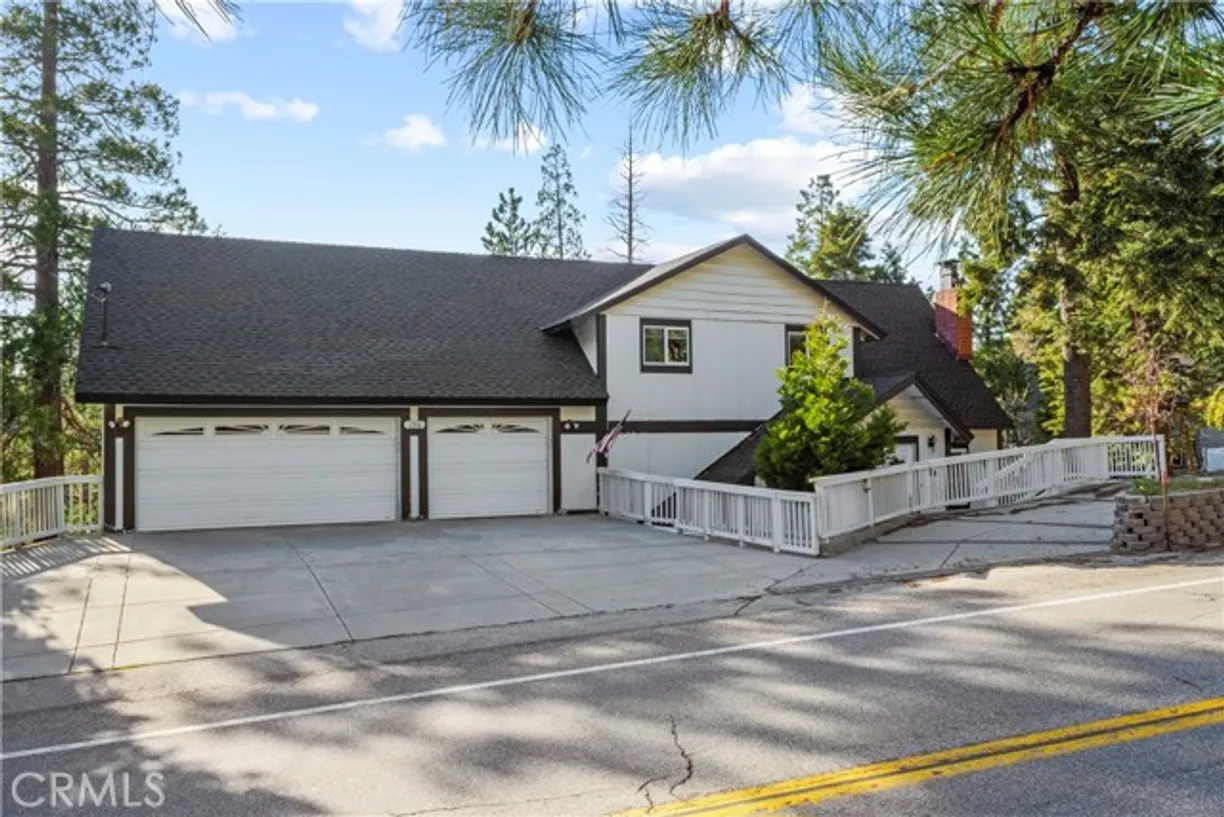 Northern California Real Estate | View NorthGrass Valley Road | 4 Beds, 5 Baths