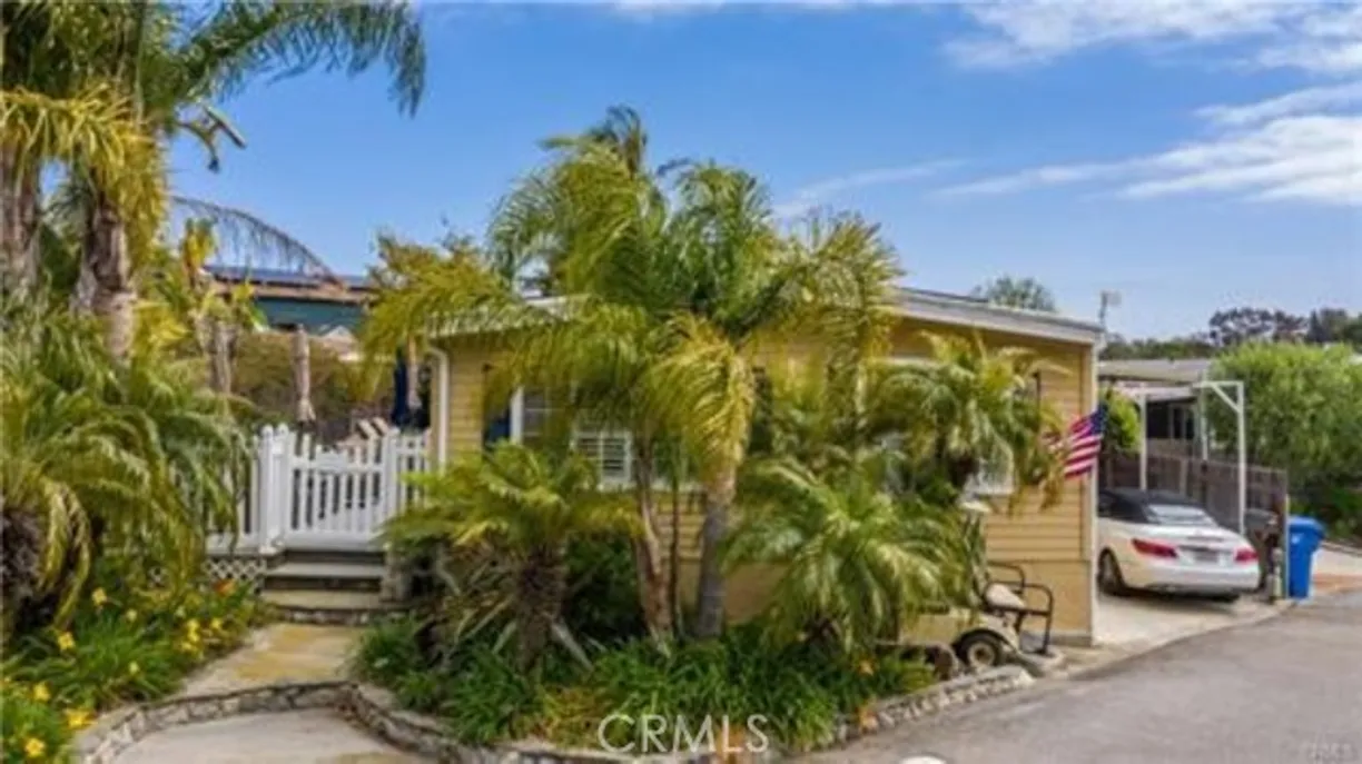 Northern California Real Estate | View Paradise Cove Road | 2 Beds, 1 Bath