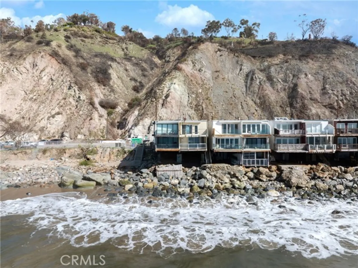 Northern California Real Estate | View Pacific Coast | 3 Beds, 1 Bath