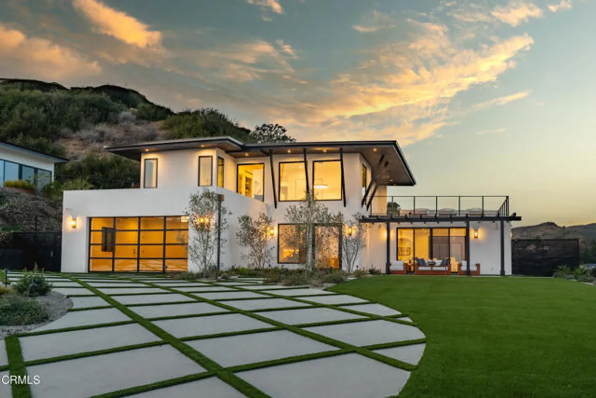 Northern California Real Estate | View Skyview Terrace | 4 Beds, 3 Baths