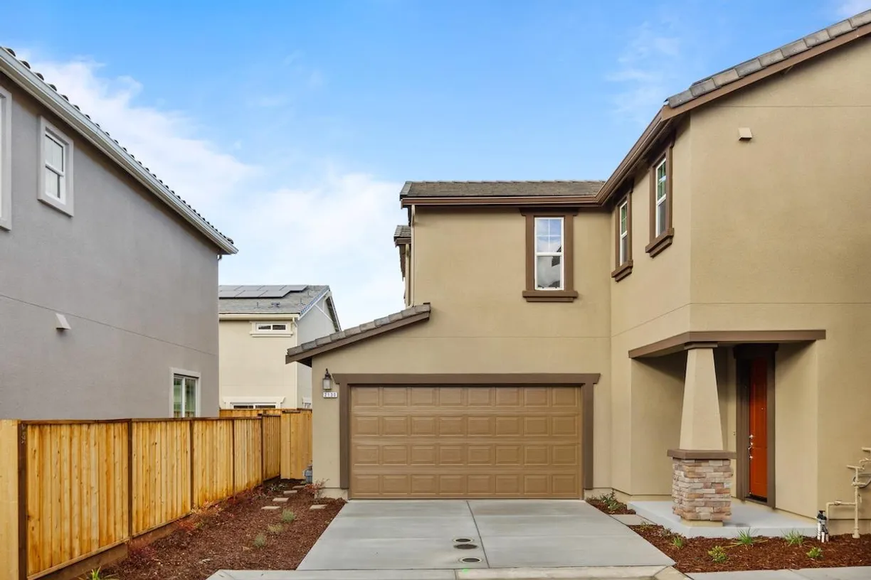 Northern California Real Estate | View Gladiola Drive | 5 Beds, 3 Baths
