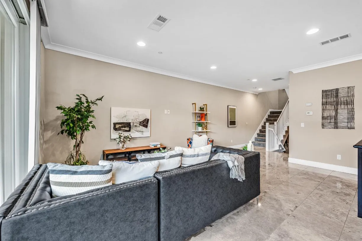 Northern California Real Estate | View Summit Way | Listing
