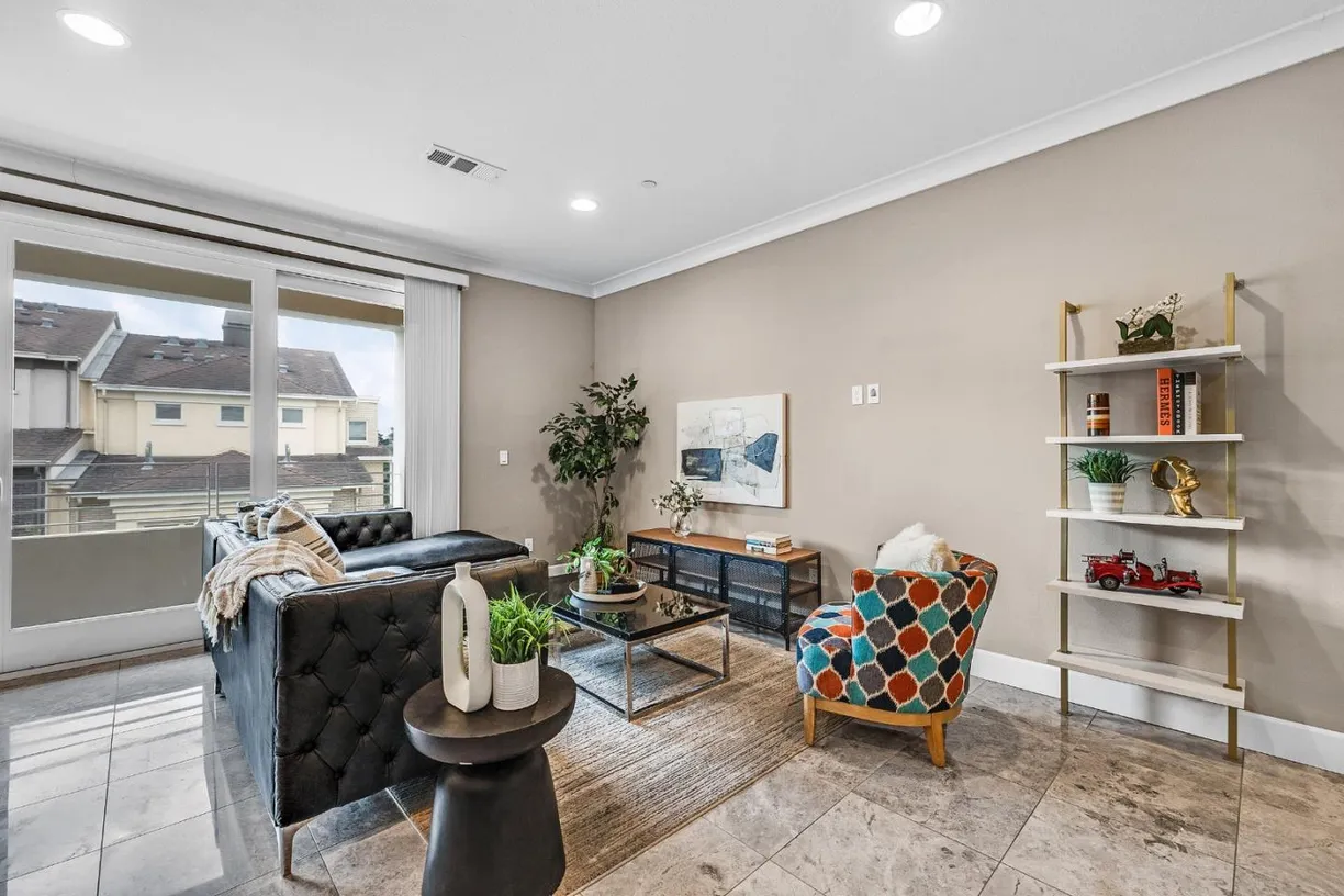 Northern California Real Estate | View Summit Way | Listing