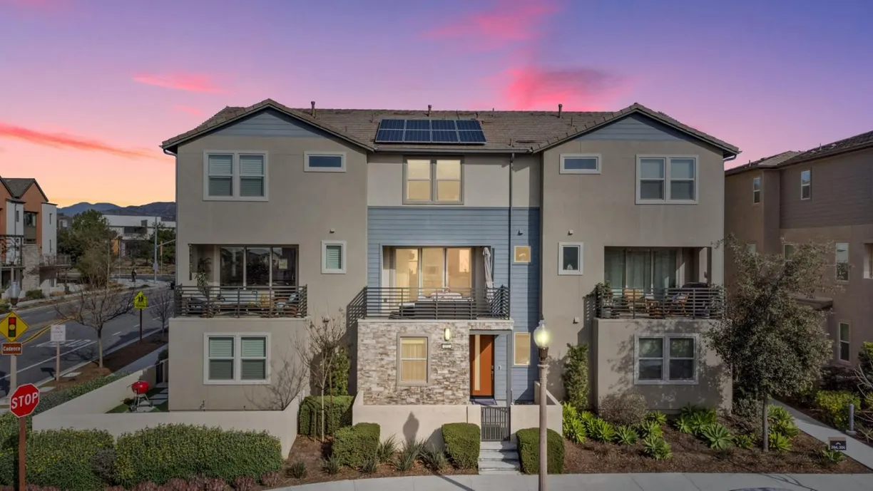 Northern California Real Estate | View Keeper | 3 Beds, 3 Baths