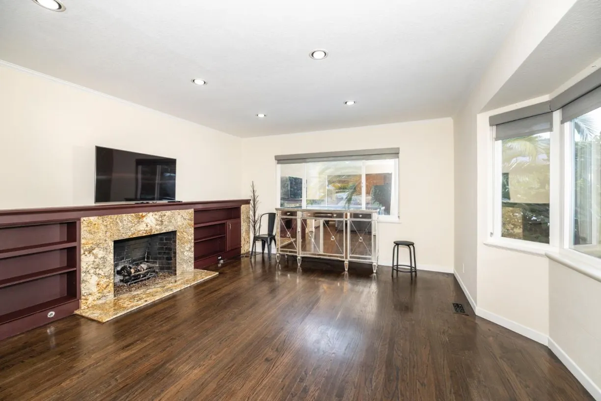 Northern California Real Estate | View Broadway | Listing