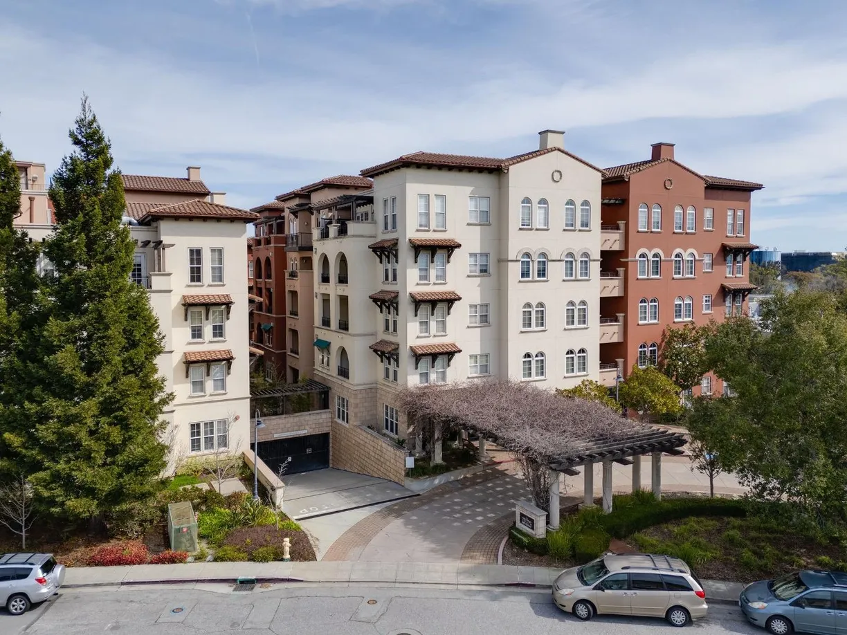 Northern California Real Estate | View S Broadway, 2101 | Listing