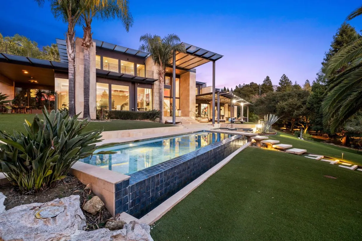 Northern California Real Estate | View  | 8 Beds, 9 Baths