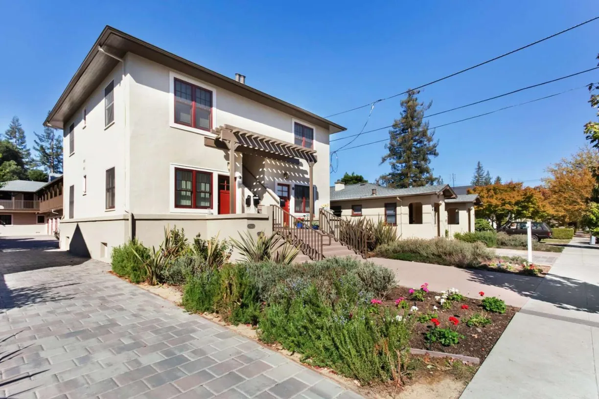 Northern California Real Estate | View Hawthorne Avenue