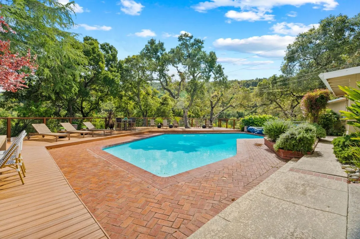 Northern California Real Estate | View Crescent Drive | 5 Beds, 5 Baths