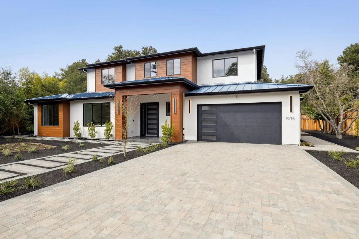 Northern California Real Estate | View Riverside Drive | 5 Beds, 4 Baths