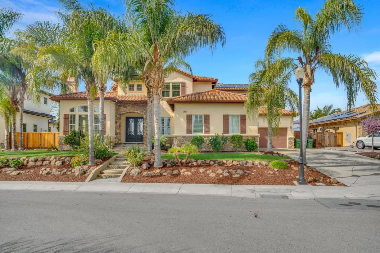 Northern California Real Estate | View St Martins | 5 Beds, 4 Baths