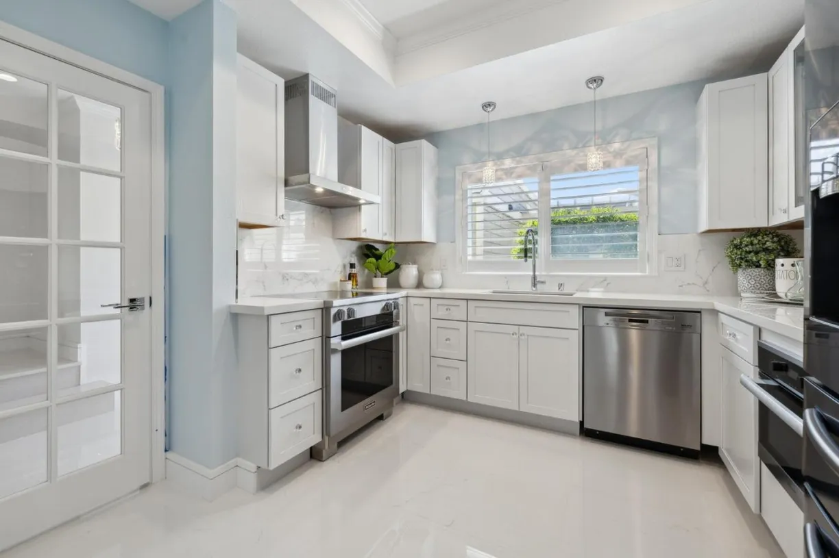 Northern California Real Estate | View Ursa Lane | 3 Beds, 2 Baths